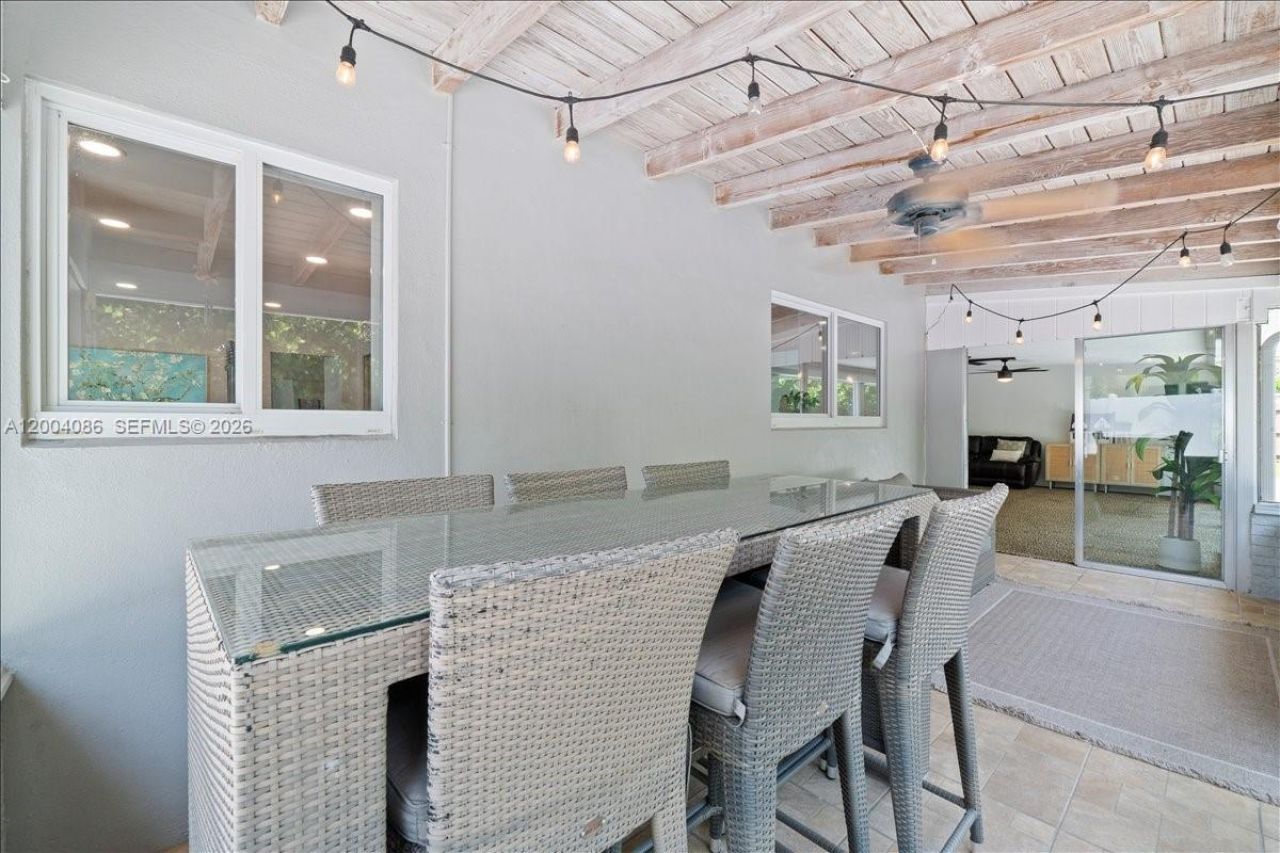 2632 NE 35th St, Fort Lauderdale, FL 33306 Photo