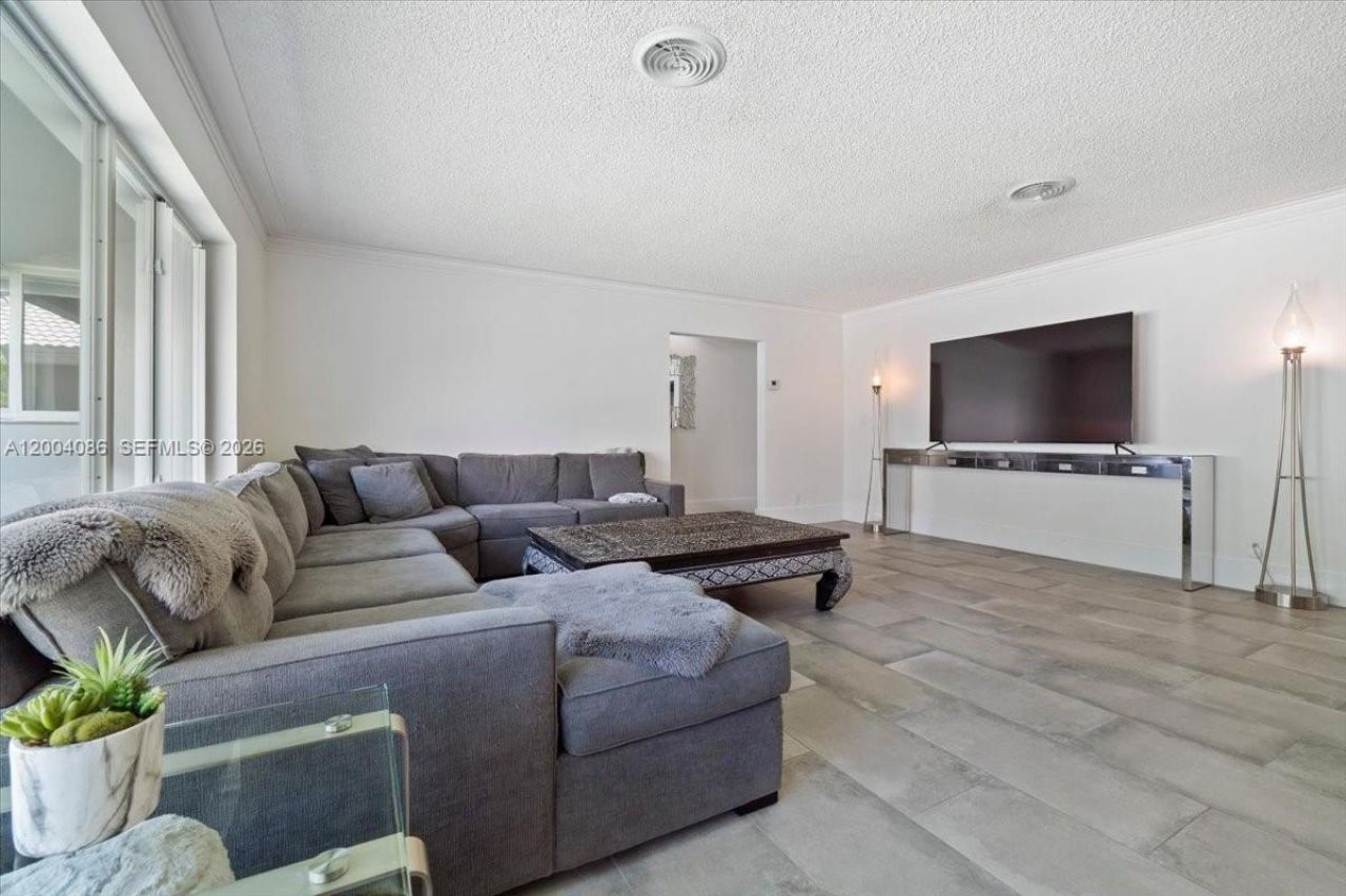 2632 NE 35th St, Fort Lauderdale, FL 33306 Photo