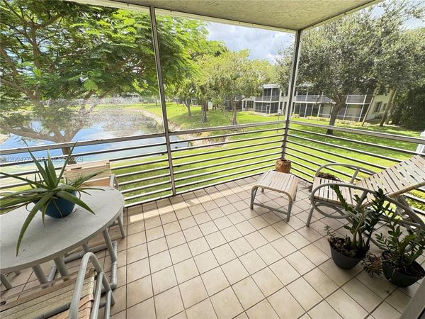 4280 Oaks Ter , Unit 203, Pompano Beach, FL 33069