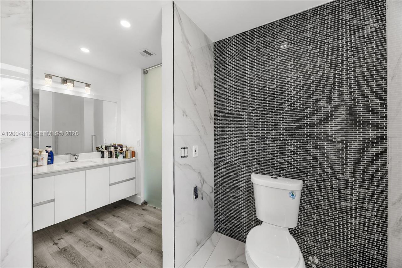 14446 SW 95th Ter , Miami, FL 33186 Photo