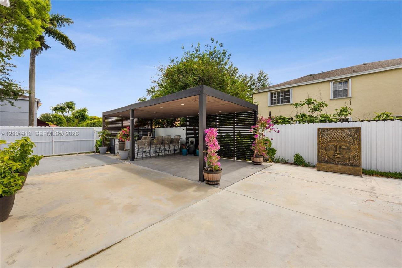 14446 SW 95th Ter , Miami, FL 33186 Photo