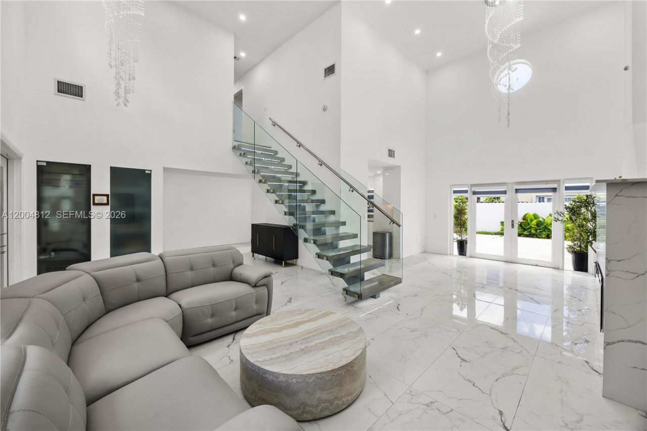 14446 SW 95th Ter , Miami, FL 33186 Photo