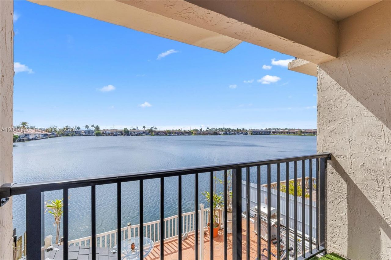 5580 W 26th Ct, Unit 209, Hialeah, FL 33016 Photo