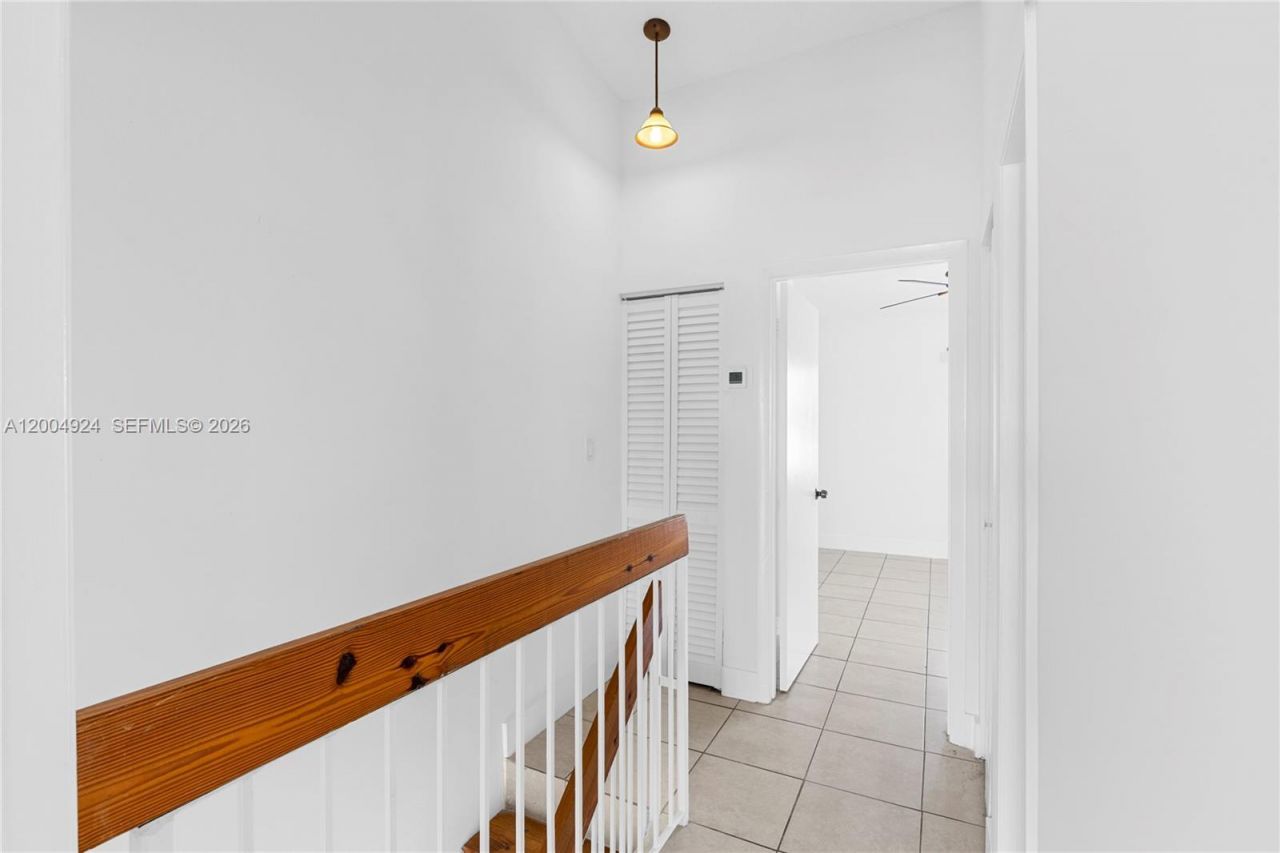 5580 W 26th Ct, Unit 209, Hialeah, FL 33016 Photo