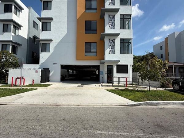 853 E 24th St , Unit 203, Hialeah, FL 33013