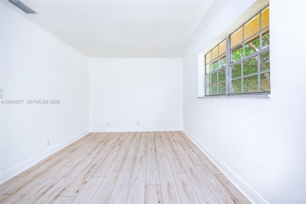 7920 Kimberly Blvd , Unit 305, North Lauderdale, FL 33068 Photo