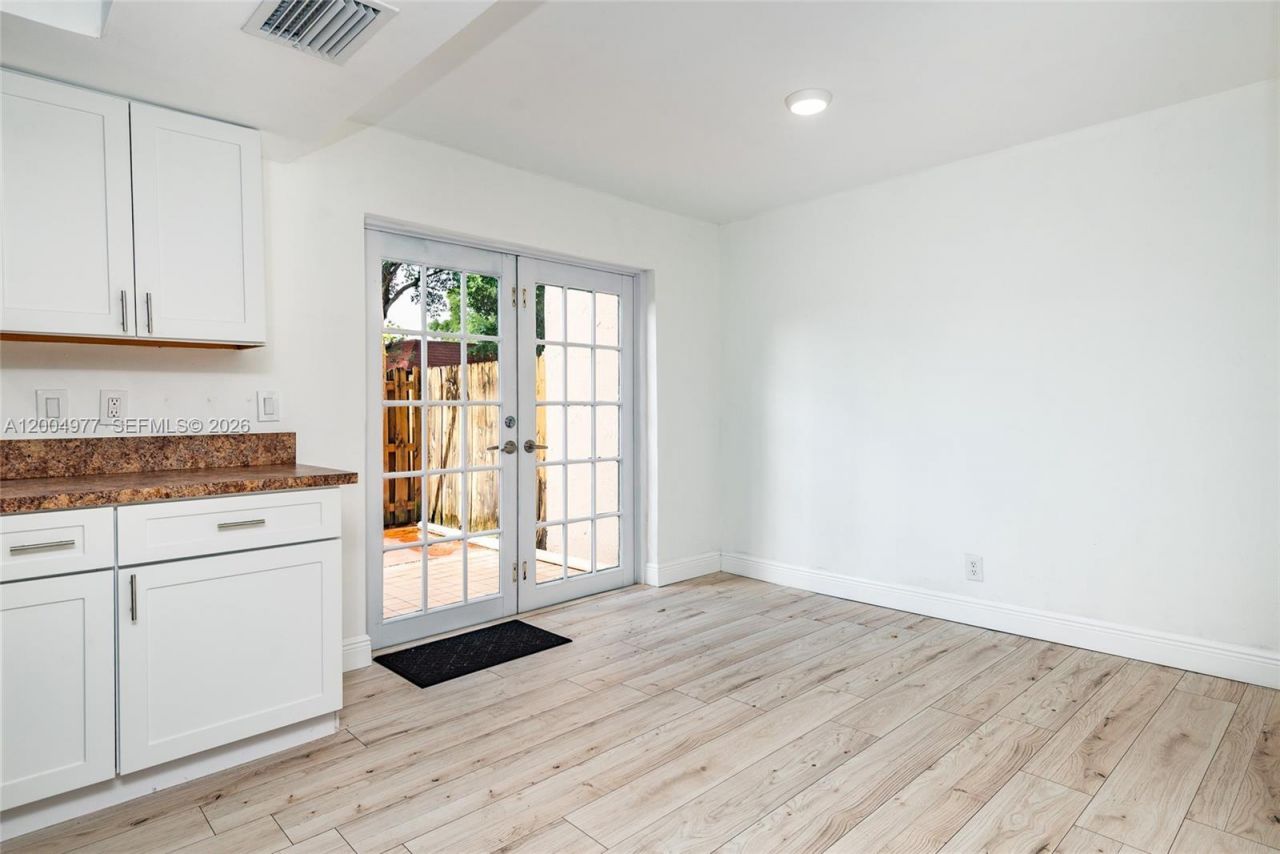 7920 Kimberly Blvd , Unit 305, North Lauderdale, FL 33068 Photo