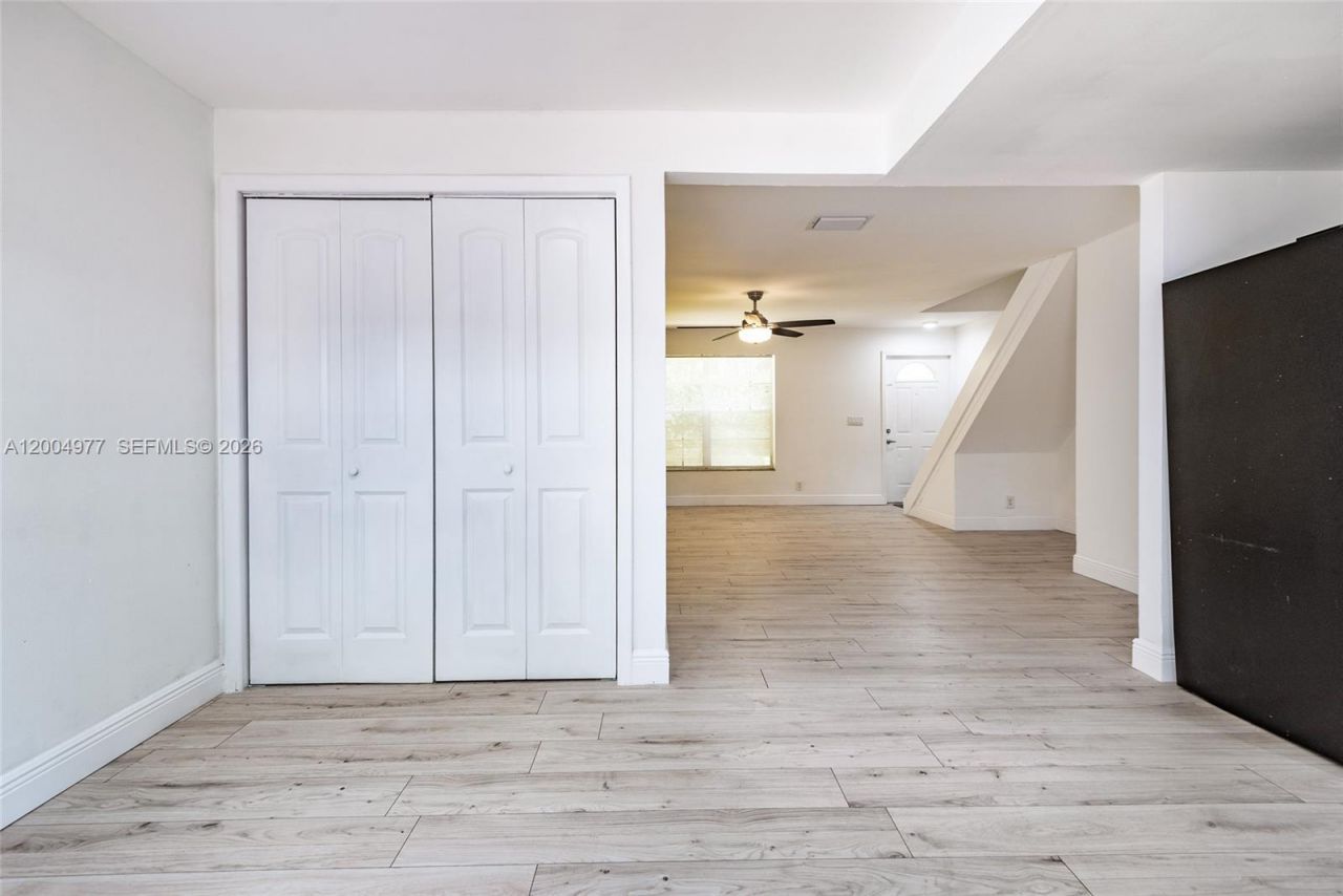 7920 Kimberly Blvd , Unit 305, North Lauderdale, FL 33068 Photo