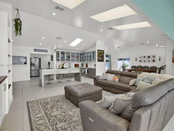 15540 SW 152nd Ter, Miami, FL 33187