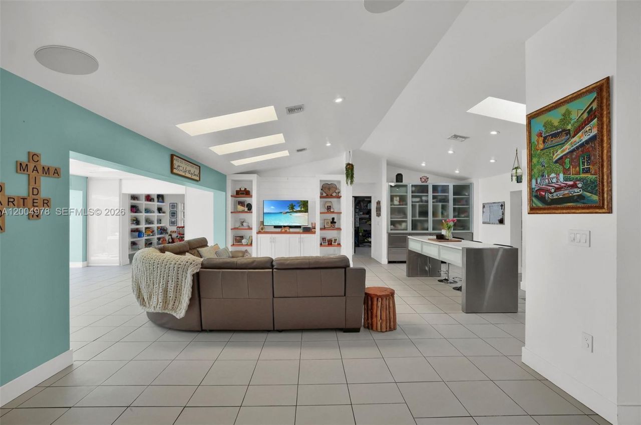 15540 SW 152nd Ter , Miami, FL 33187 Photo