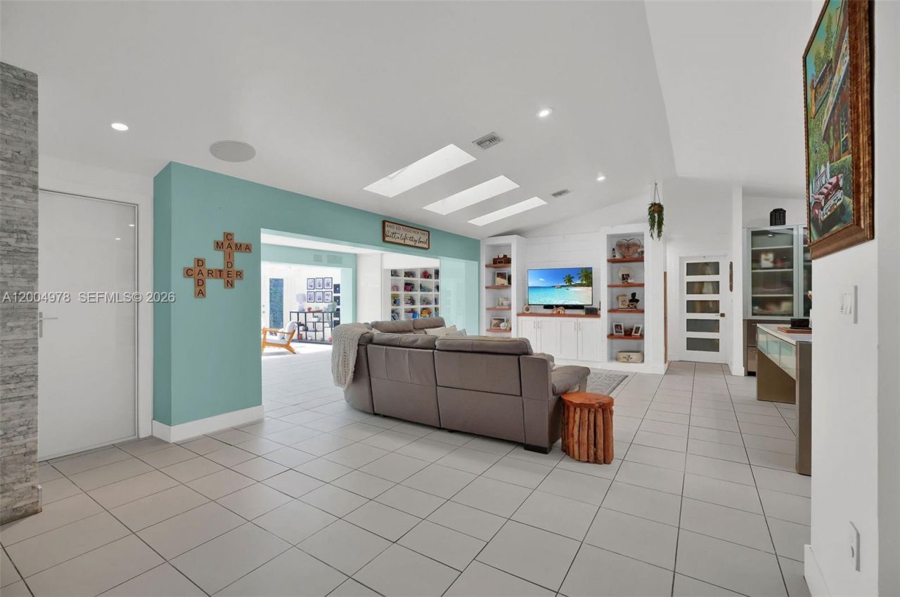 15540 SW 152nd Ter , Miami, FL 33187 Photo