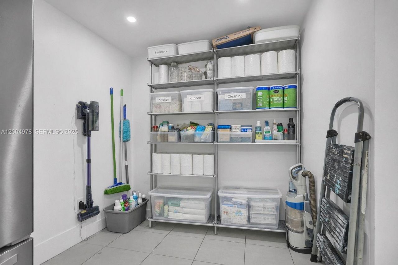 15540 SW 152nd Ter , Miami, FL 33187 Photo