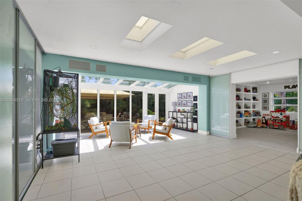 15540 SW 152nd Ter , Miami, FL 33187 Photo