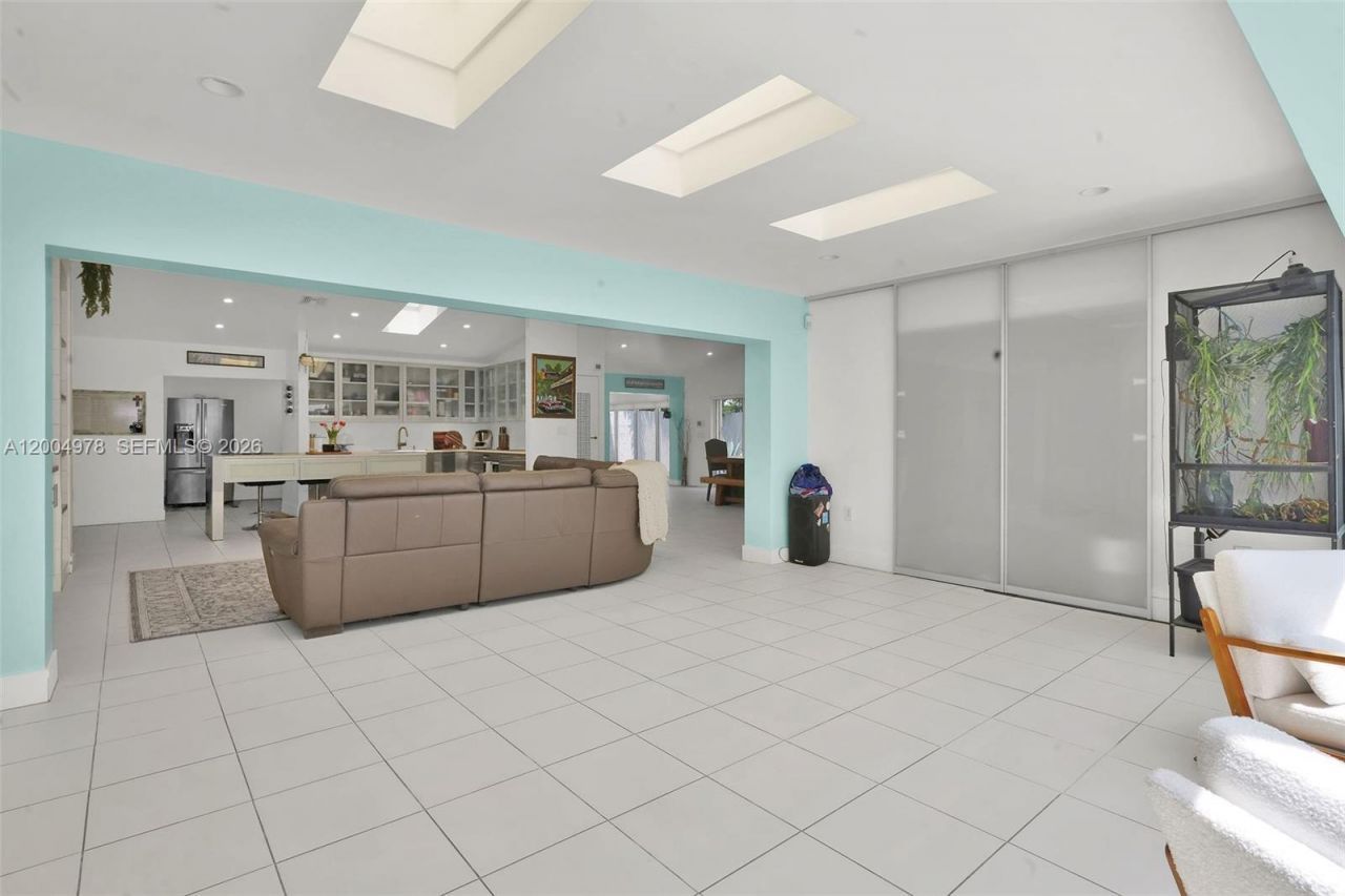 15540 SW 152nd Ter , Miami, FL 33187 Photo