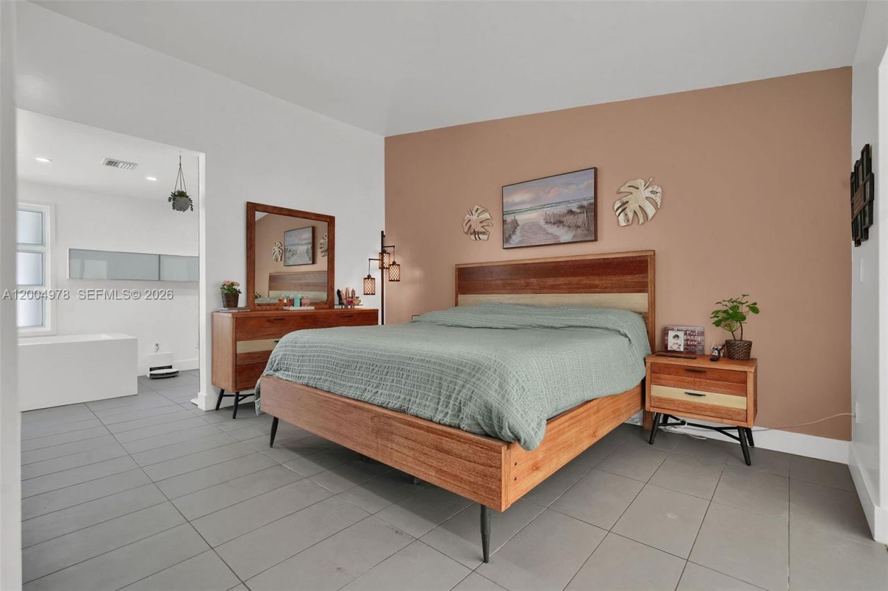 15540 SW 152nd Ter , Miami, FL 33187 Photo