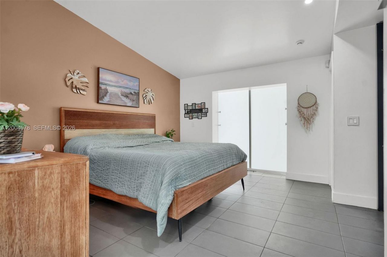 15540 SW 152nd Ter , Miami, FL 33187 Photo