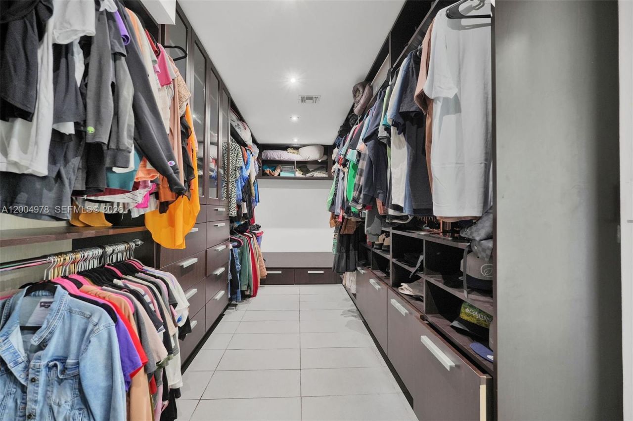 15540 SW 152nd Ter , Miami, FL 33187 Photo