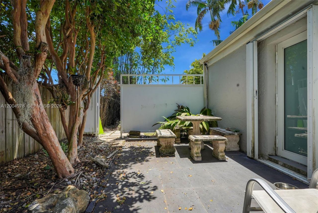 15540 SW 152nd Ter , Miami, FL 33187 Photo