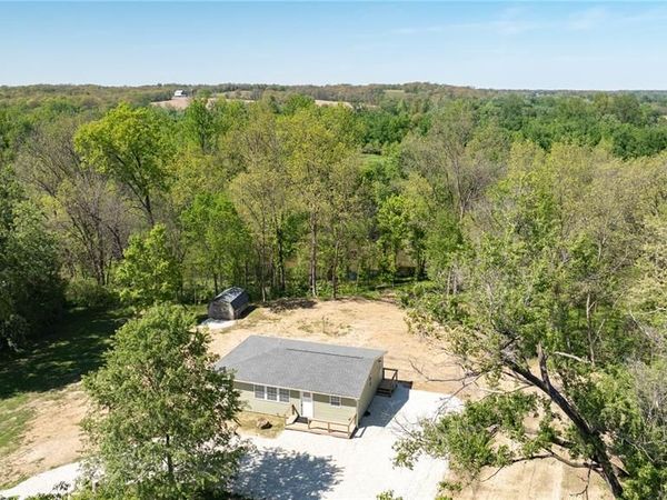 228 W Kane Road , Kane, IL 62054