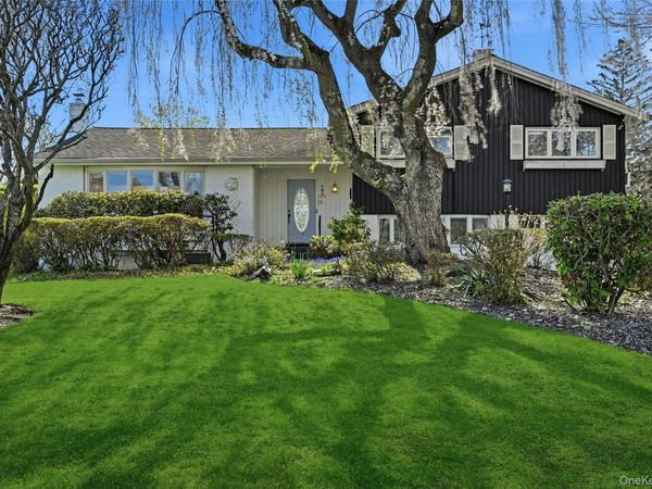 17 Manning Drive , East Northport, NY 11731