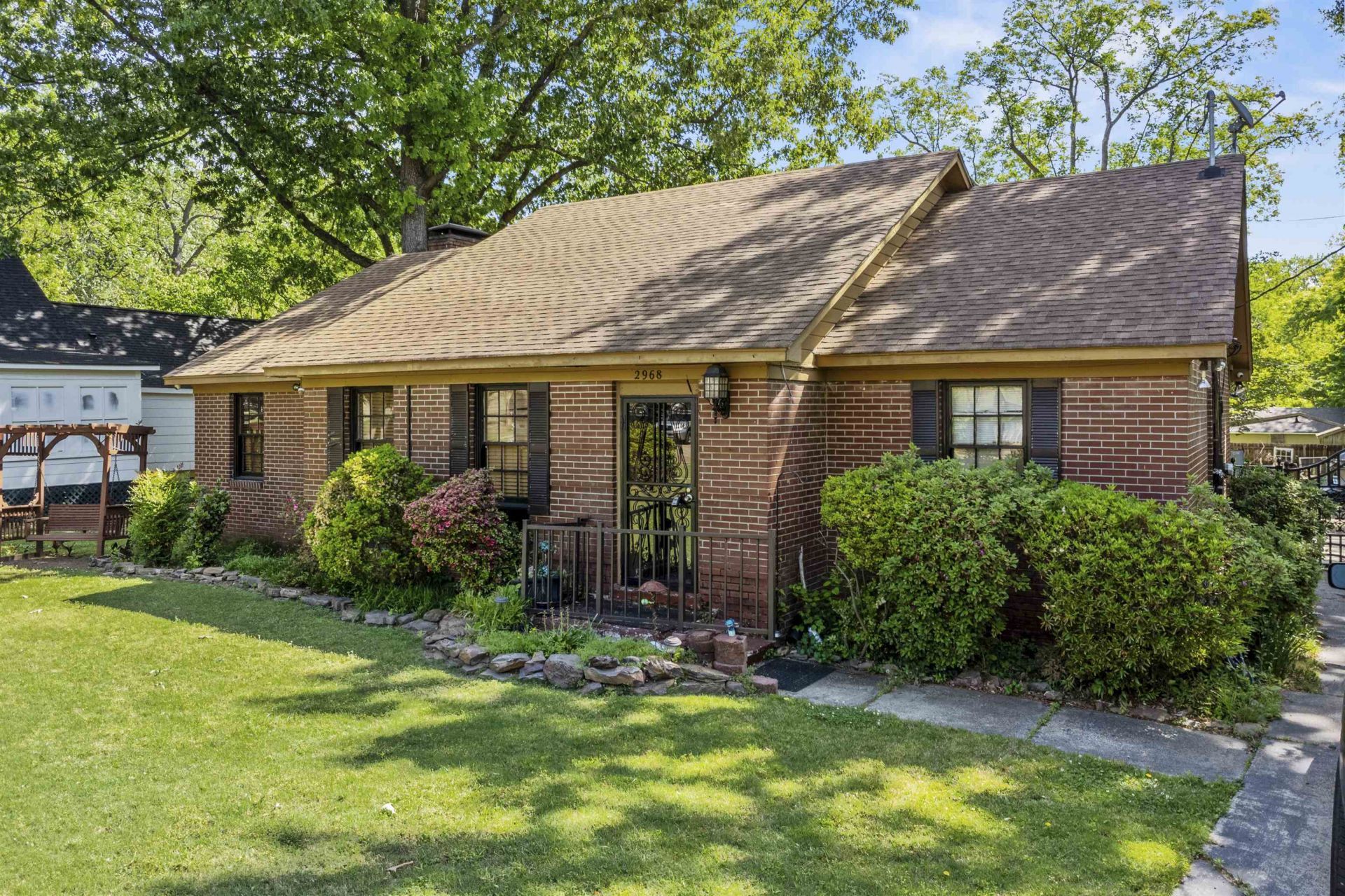 2968 Court St, Bartlett, TN 38134 Main Photo