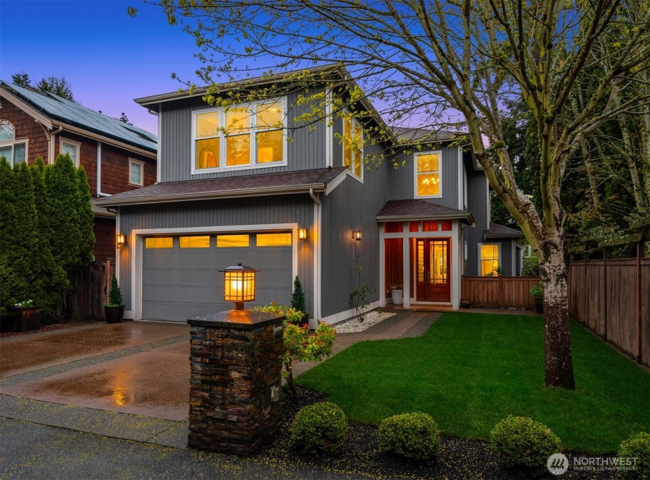 3655 NE 73rd Street , Seattle, WA 98115