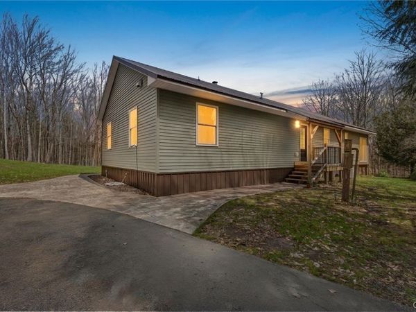 82 Peat Bed Road , Hannibal, NY 13074