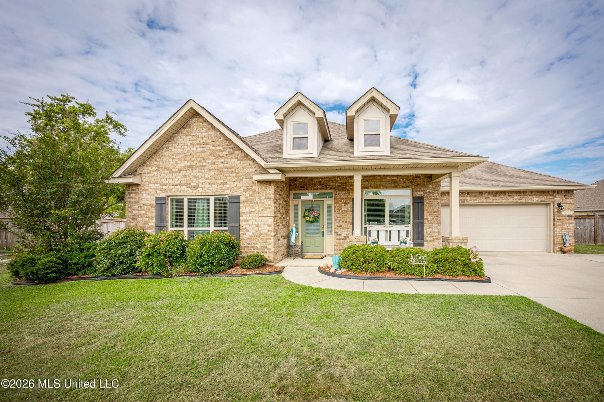 1006 Prairiegrass Court, Ocean Springs, MS 39564 Main Photo