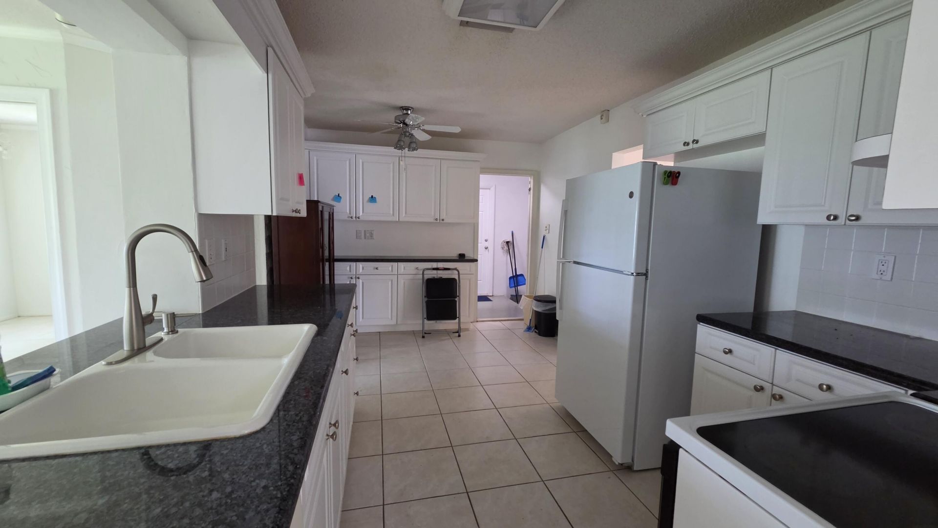 7002 NW 71st Avenue, Tamarac, FL 33321 Photo