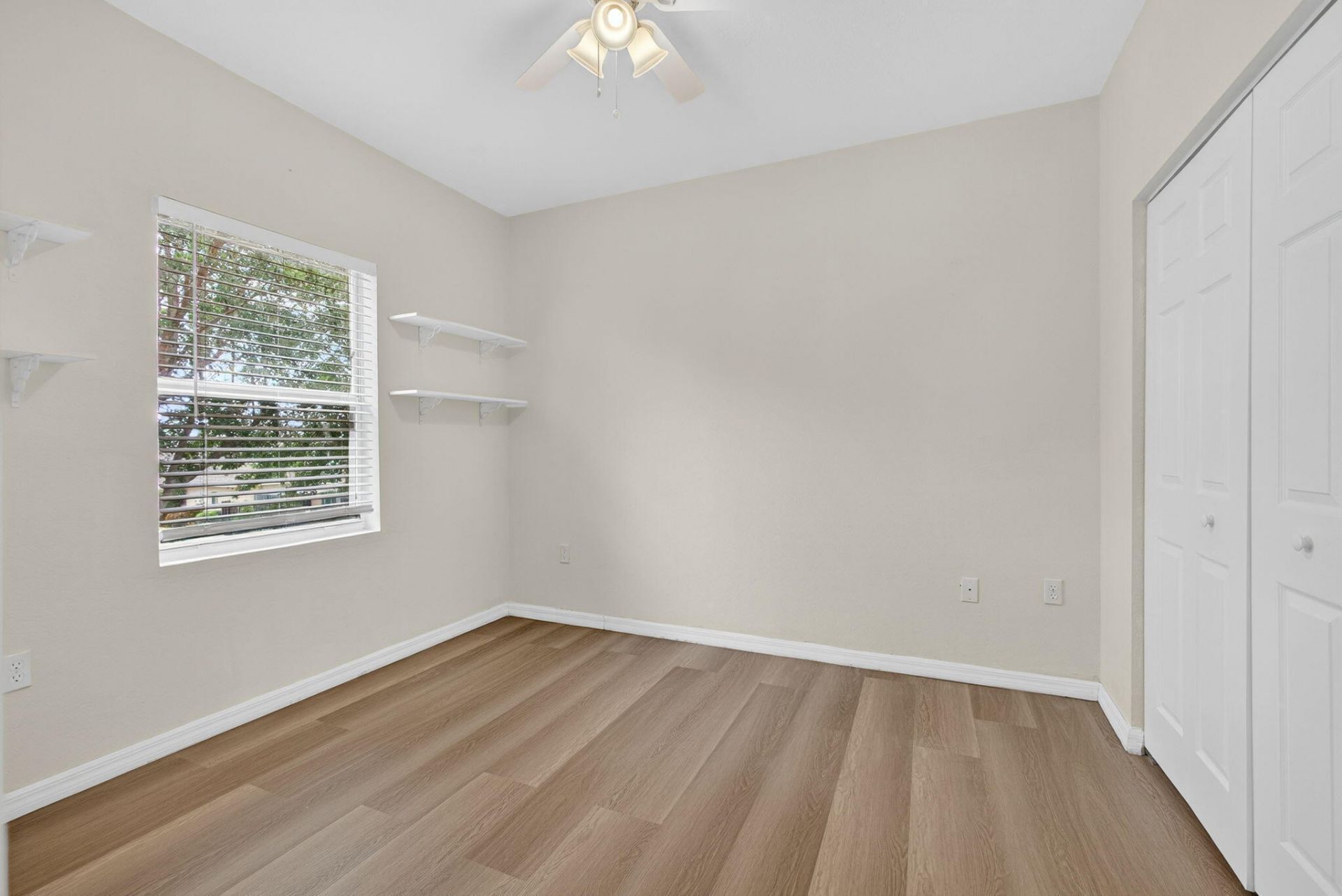 513 Talia Circle, Palm Springs, FL 33461 Photo