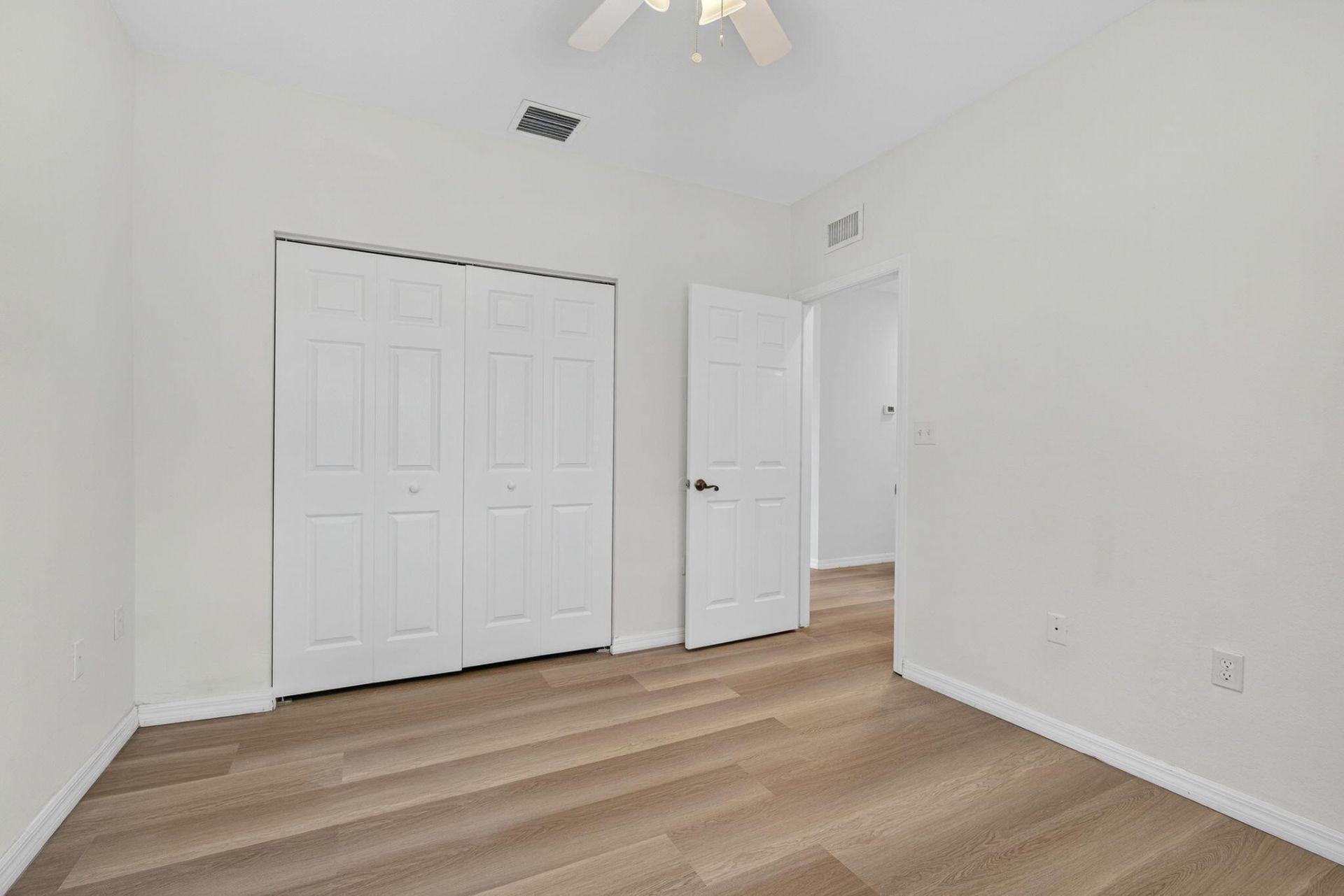 513 Talia Circle, Palm Springs, FL 33461 Photo