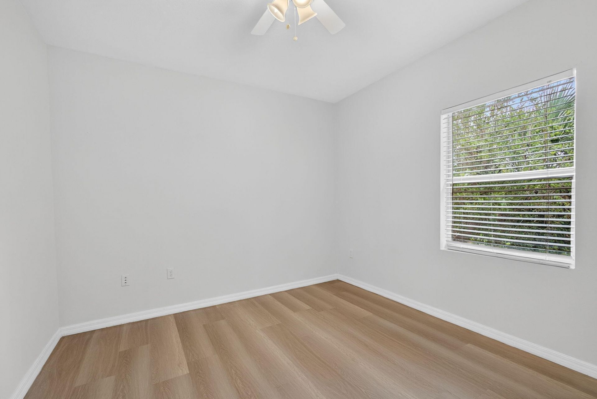 513 Talia Circle, Palm Springs, FL 33461 Photo