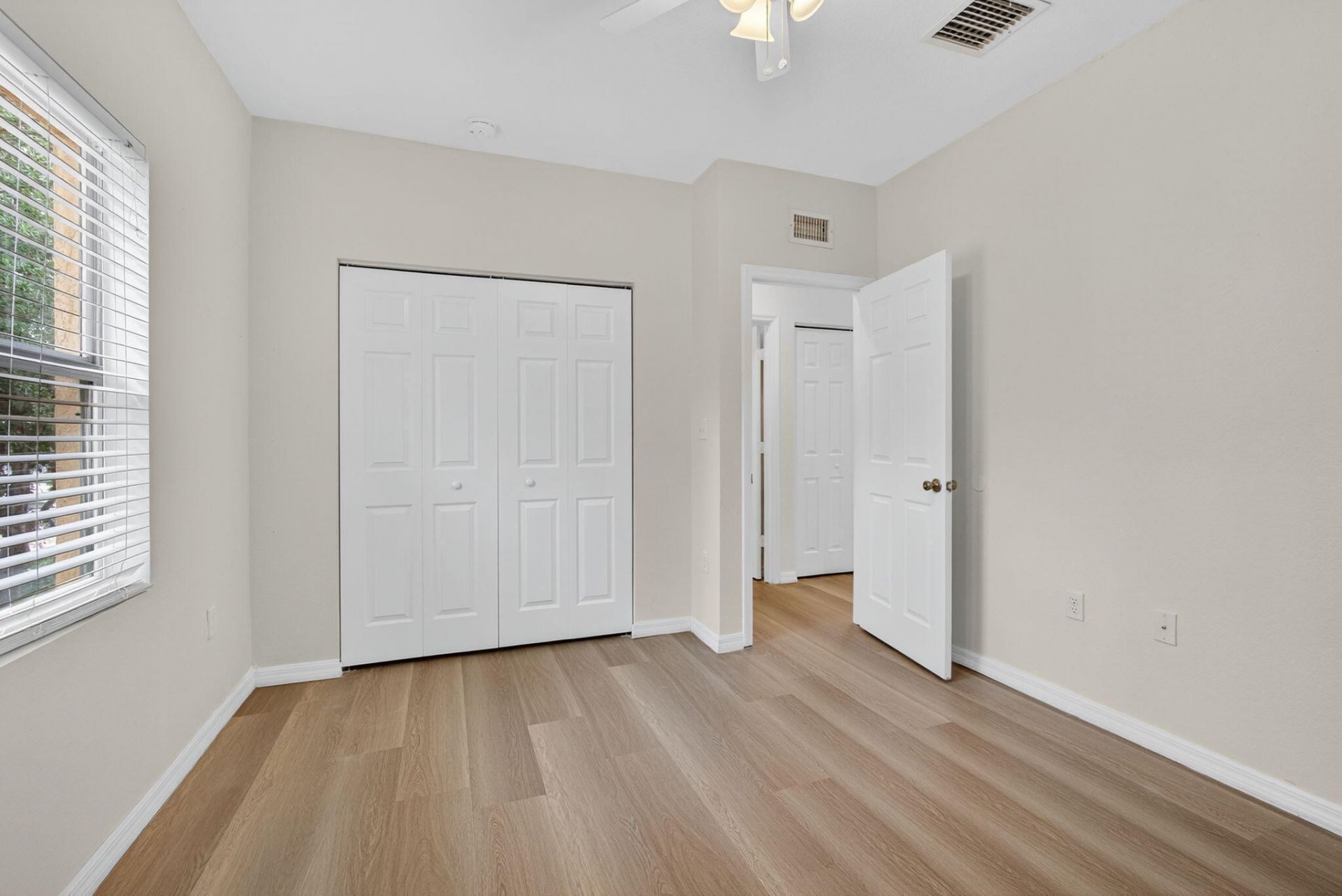 513 Talia Circle, Palm Springs, FL 33461 Photo