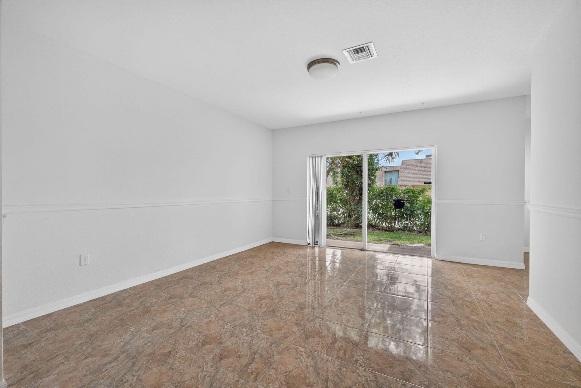 513 Talia Circle, Palm Springs, FL 33461 Photo