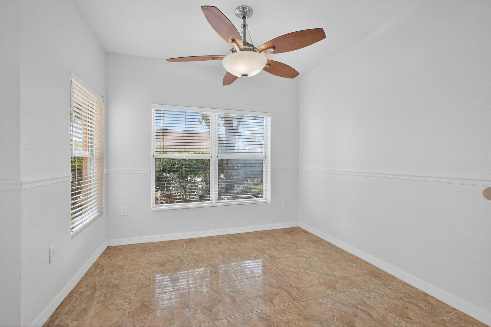 513 Talia Circle, Palm Springs, FL 33461 Photo