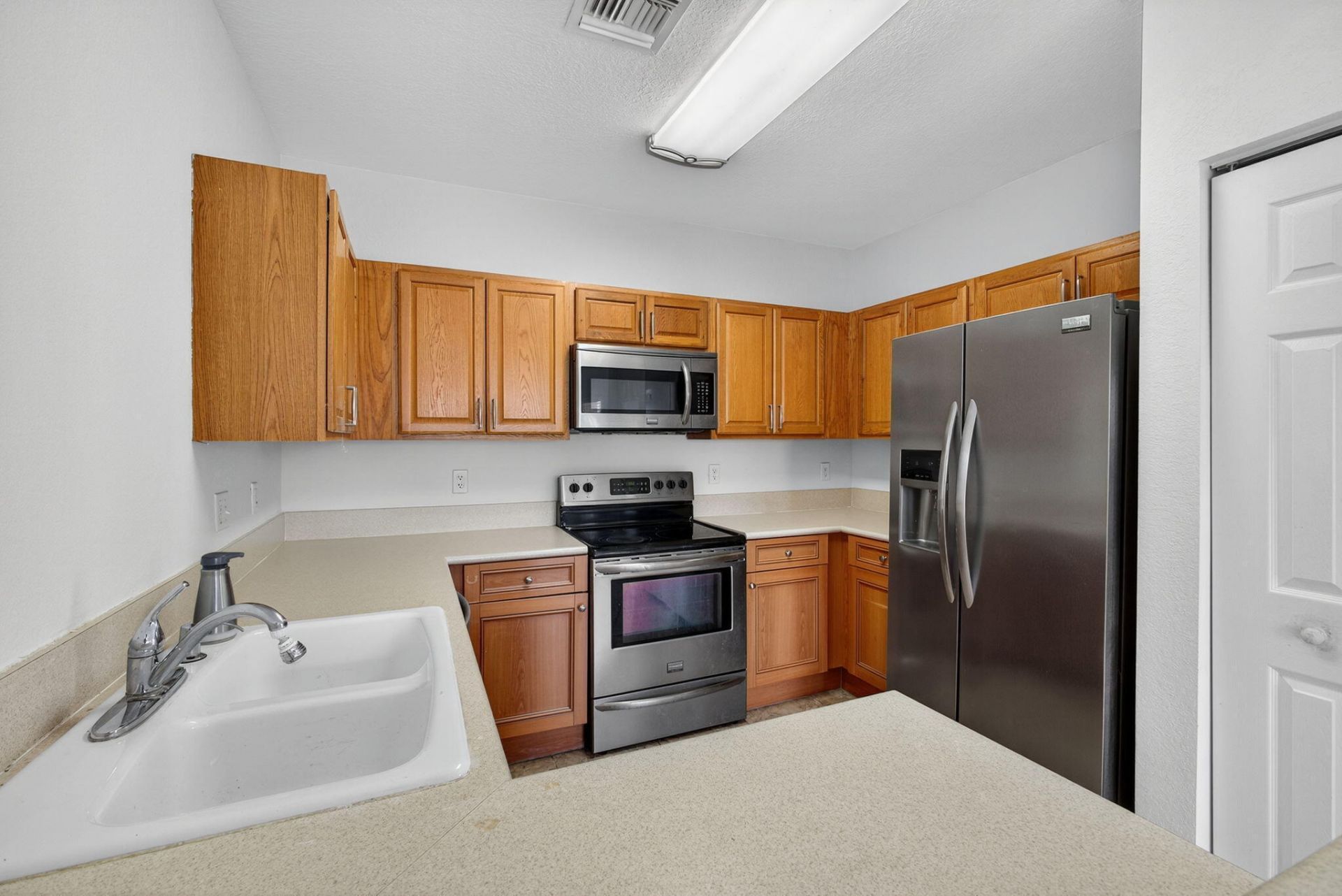 513 Talia Circle, Palm Springs, FL 33461 Photo