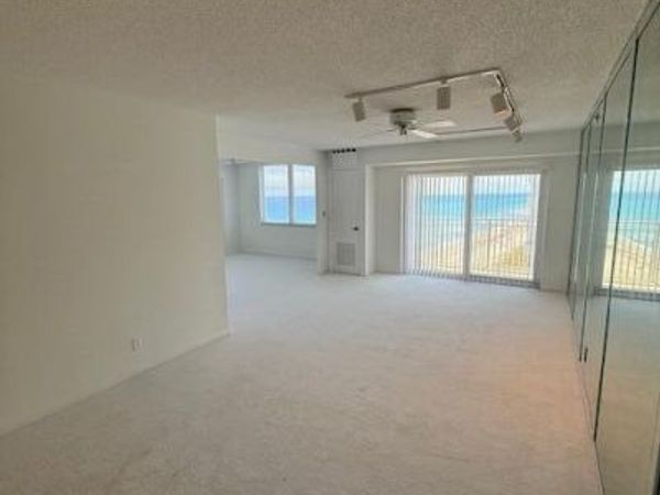 3215 S Ocean Boulevard, Unit 911, Highland Beach, FL 33487