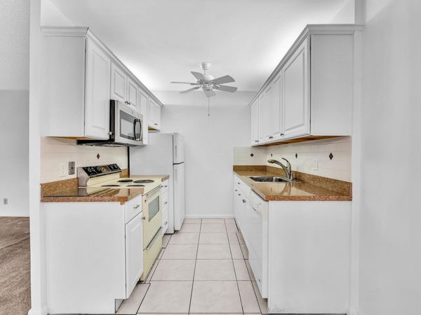 2066 Exeter D, Boca Raton, FL 33434