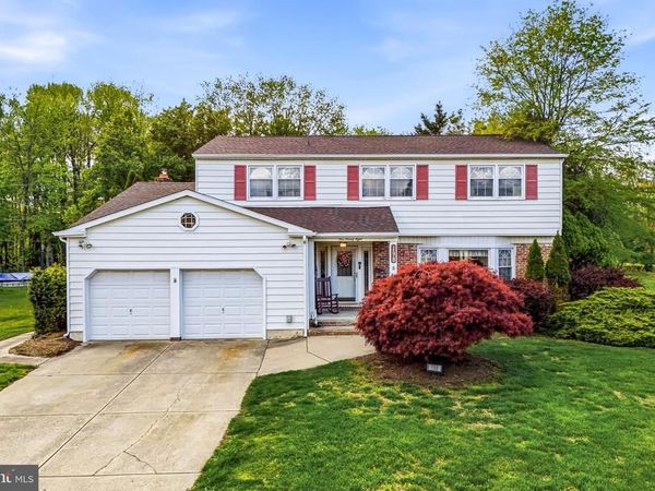 198 RAMBLEWOOD PARKWAY , MOUNT LAUREL, NJ 08054