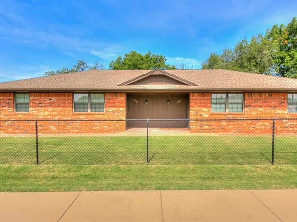 1204 N Crawford Avenue, Unit 1204, Norman, OK 73069