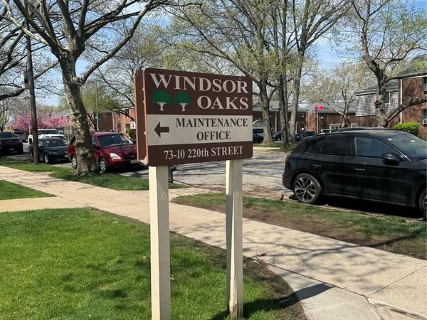 7401 220th Street , Unit 132B2, Oakland Gardens, NY 11364