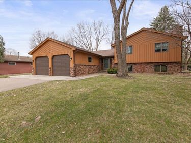 401 Green Avenue SE, Watertown, MN 55388