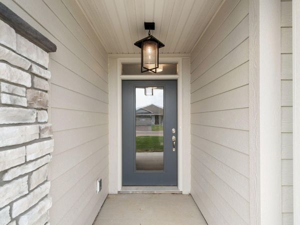 17721 Everest Avenue, Lakeville, MN 55044