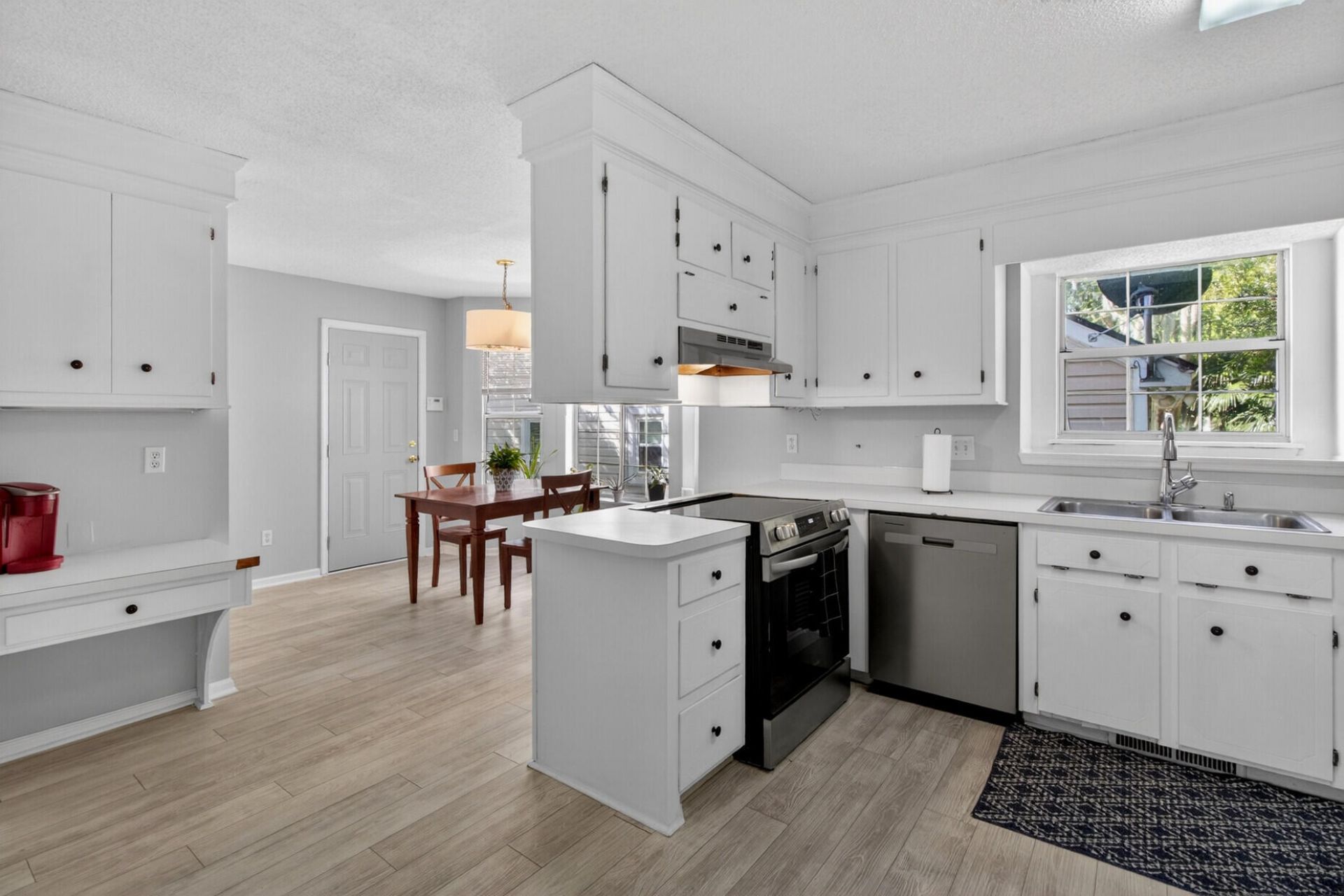 10 Jerome Court Photo 12