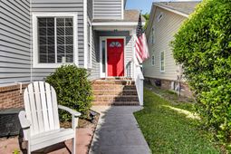 10 Jerome Court photo 4