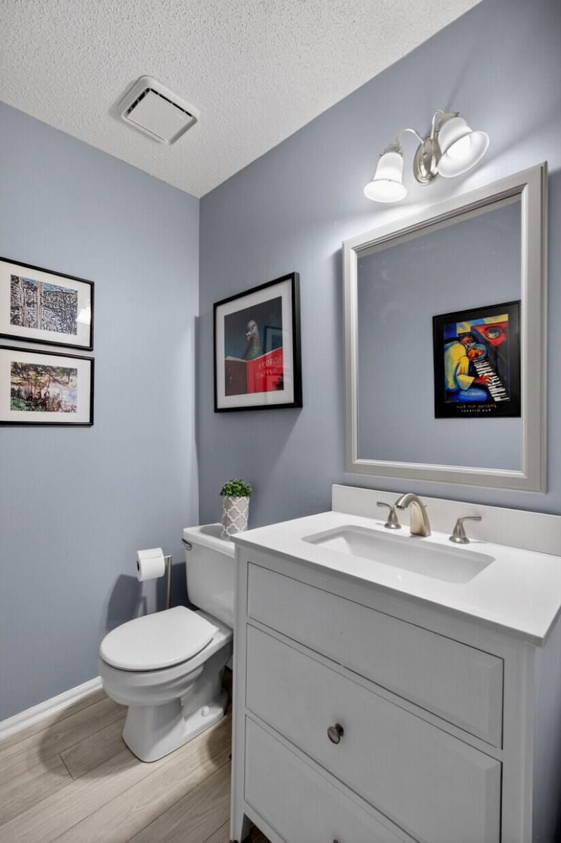 10 Jerome Court Photo 7