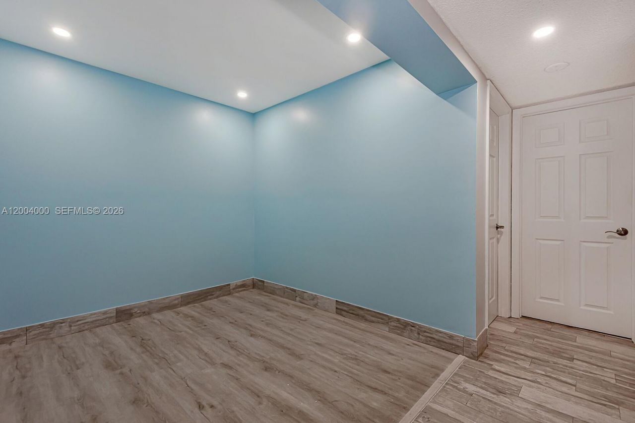 740 NW 105th Pl, Unit A6, Miami, FL 33172 Photo