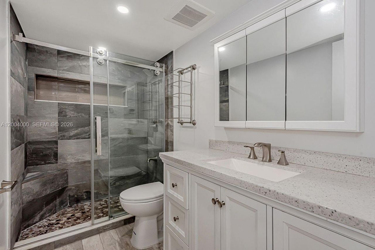 740 NW 105th Pl, Unit A6, Miami, FL 33172 Photo