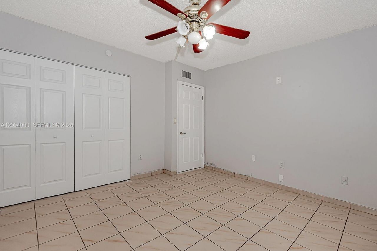 740 NW 105th Pl, Unit A6, Miami, FL 33172 Photo