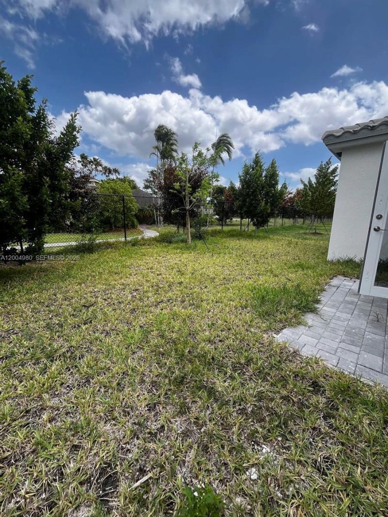 833 SE 26th Rd , Homestead, FL 33035 Photo